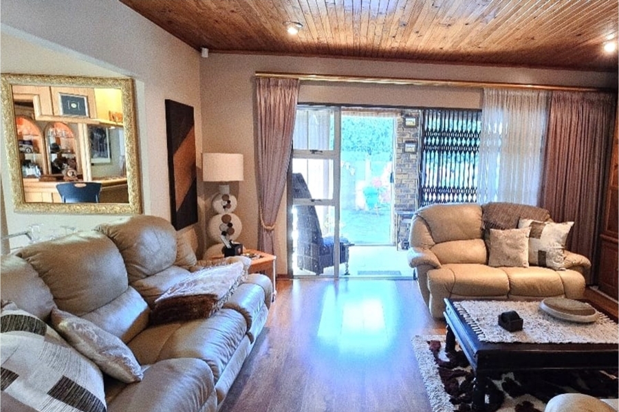 3 Bedroom Property for Sale in Vaalpark Free State